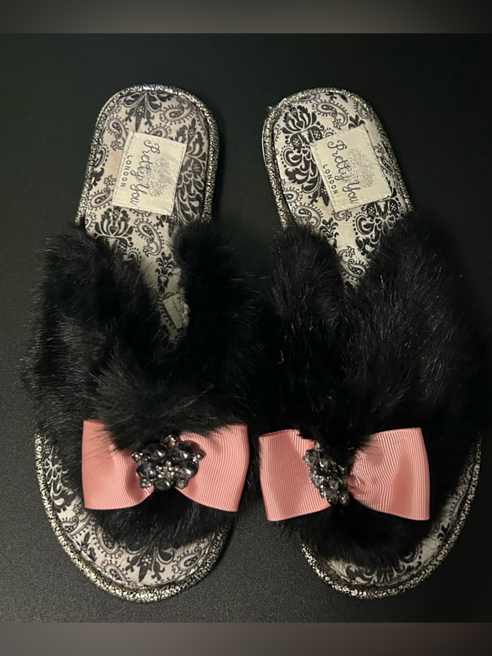Pretty You London Natasha Slippers Sz 8/9
